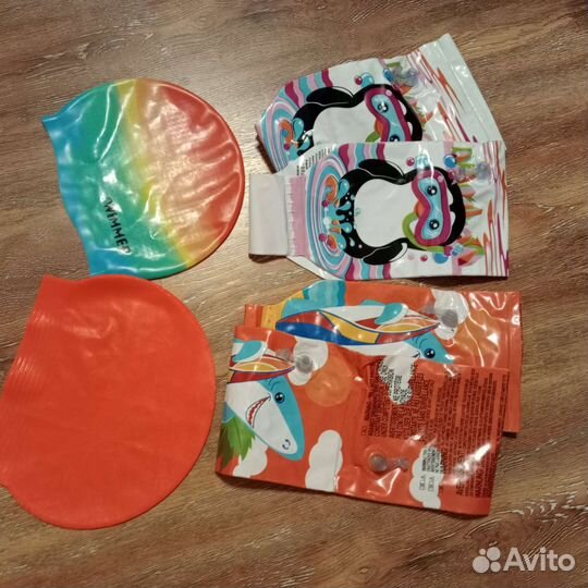 Шапочки для плавания, нарукавники