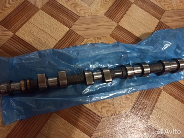 Распредвалы ваз 16v б.у