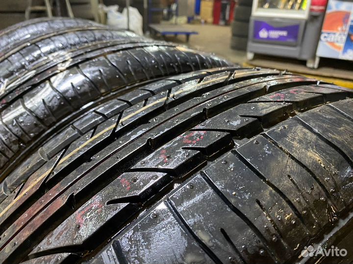 Bridgestone Potenza RE040 235/55 R17 99Y