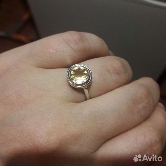 Серебряное кольцо новое