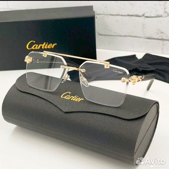 Солнцезащитные очки