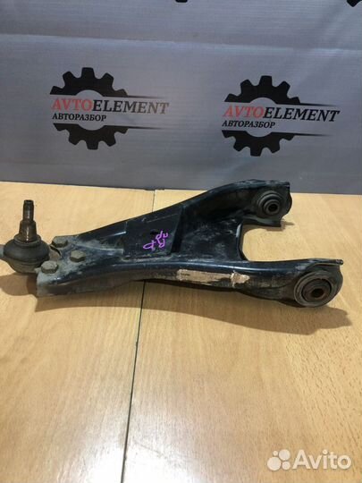 Рычаг передний правый Renault Duster I (2010—2015)