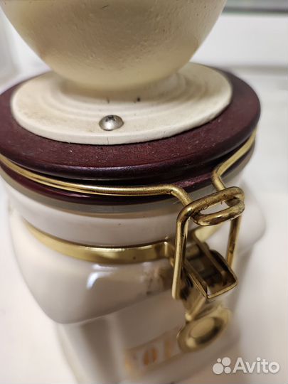 Ручная кофемолка Bisetti Италия винтаж