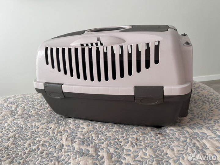Переноска для животных пластиковая
