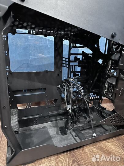 Корпус для пк Thermaltake AH T600