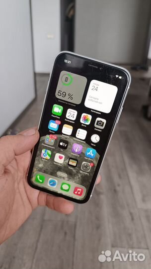 iPhone Xr, 128 ГБ
