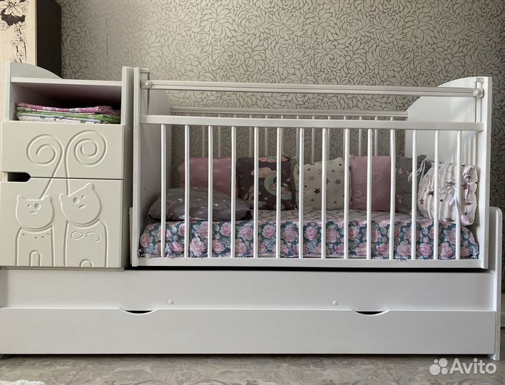 Детская кроватка с маятником трансформер