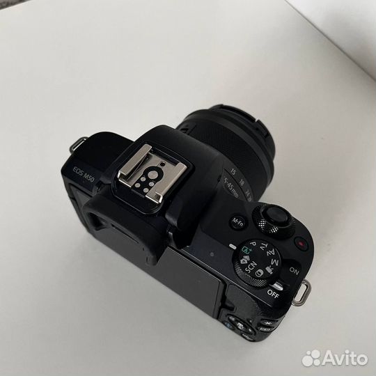 Canon eos m50