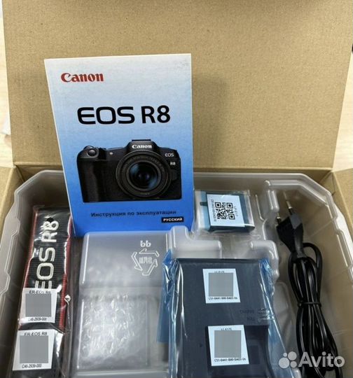 Canon EOS R8 Body / Kit, Новый