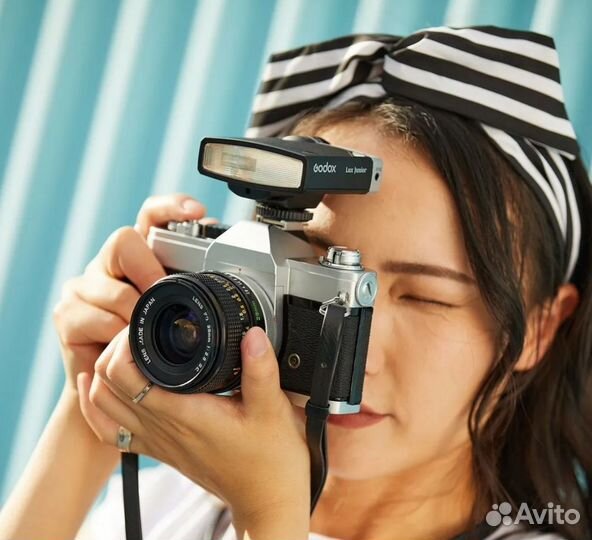 Вспышка накамерная Godox LUX Junior