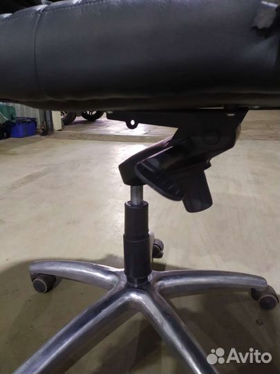 Компьютерное кресло бу