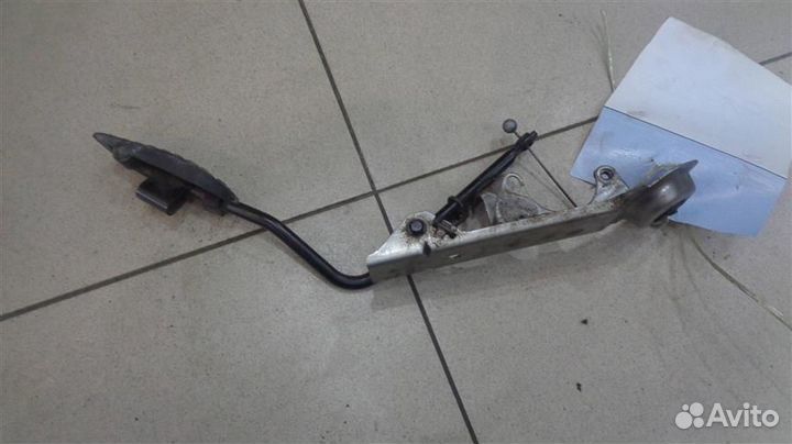 Педаль газа Nissan Almera Tino 2000-2006