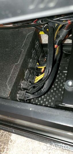 Блок питания evga 1000W