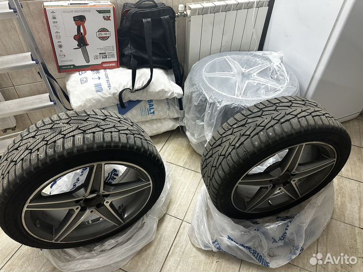 Колеса на mercedes r18 amg зимние
