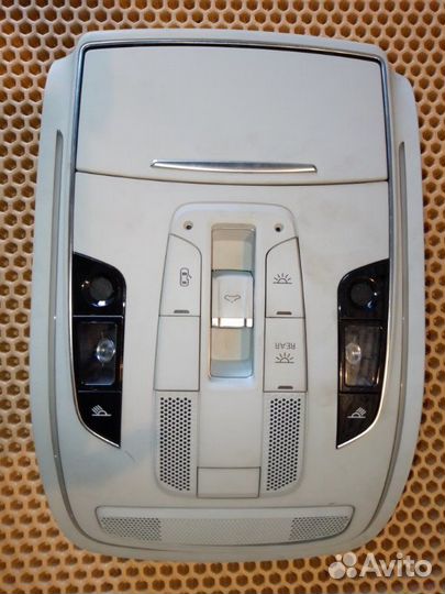 Плафон подсветки салона Audi A8 D4 long 4.2 cdra