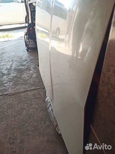 Капот Toyota Vista SV32