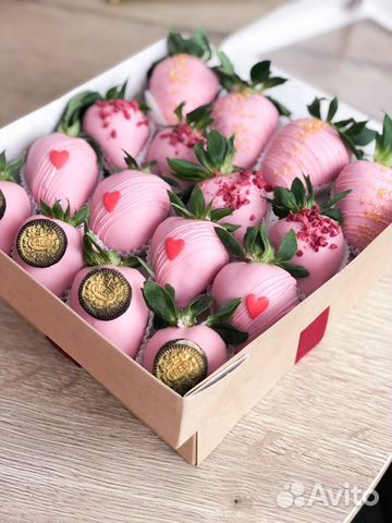 Клубника в шоколаде букеты на 8 марта