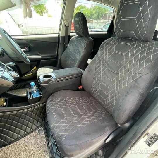 Чехлы Приус Альфа