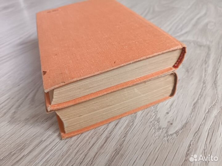 Книга Джалол Икрами Двенадцать ворот Бухары