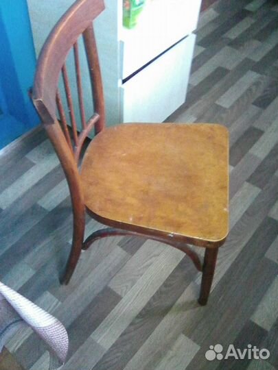 Стулья дерево