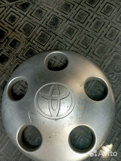 Колпак на toyota