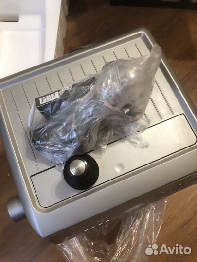 Кофемашина bork c802