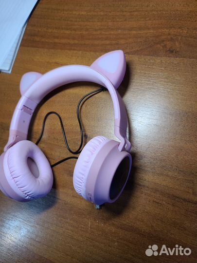 Беспроводные наушники с ушками