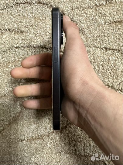 iPhone 15 Pro, 256 ГБ