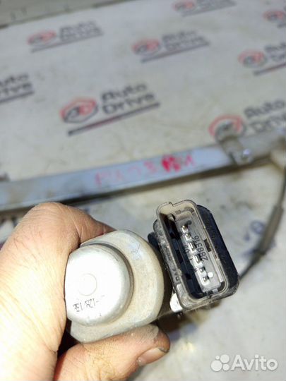 Стеклоподъемник (электрический) передний левый Kia