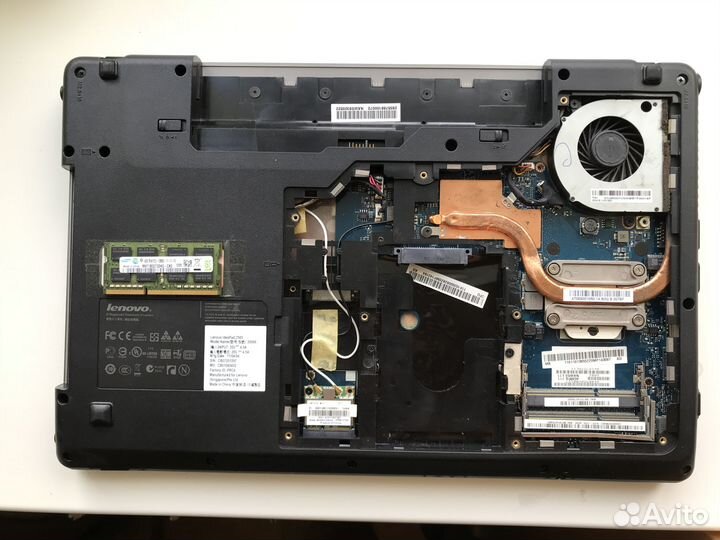Ноутбук lenovo Z-565 на запчасти