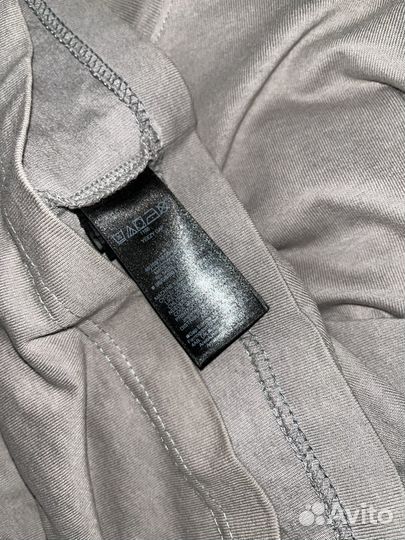 Лонгслив yzy gap оригинал