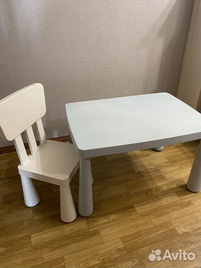 Детский стол IKEA и стул с 1 года до 5 лет