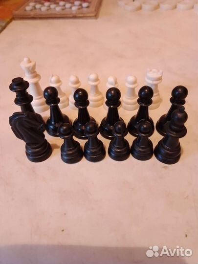 Шахматы, шашки, домино