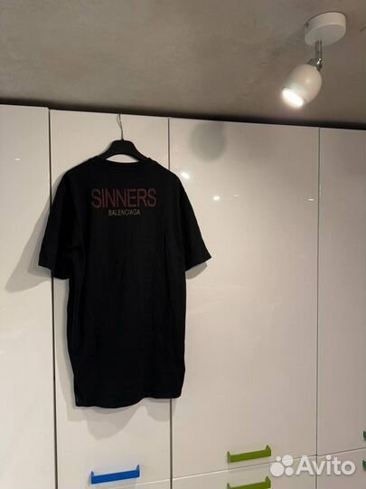 Футболка Balenciaga Black Logo “sinners” Оригинал