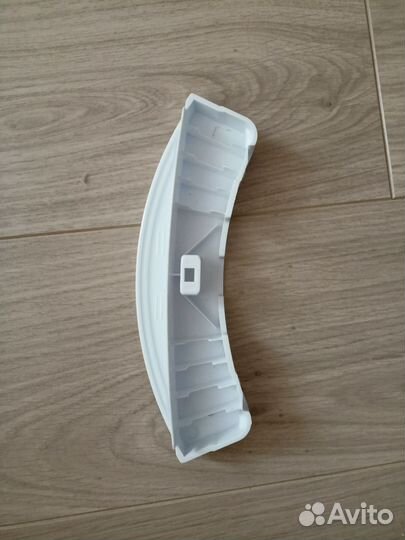 Ручка люка стиральной машины Samsung DC64-00561A