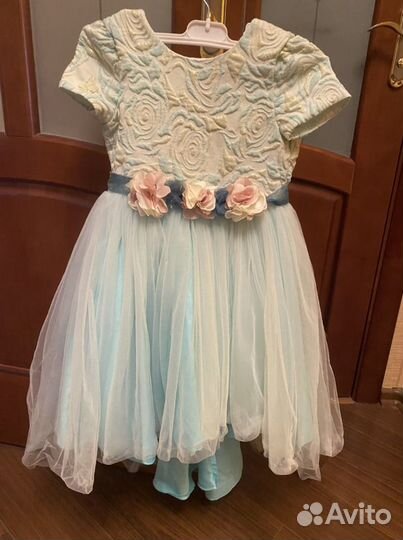 Праздничное платье для девочки Deloras