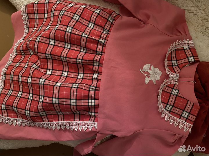 Отдам даром детские вещи