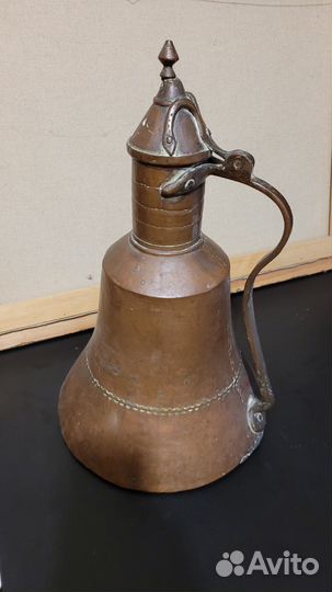 Медный кувшин (гугум)