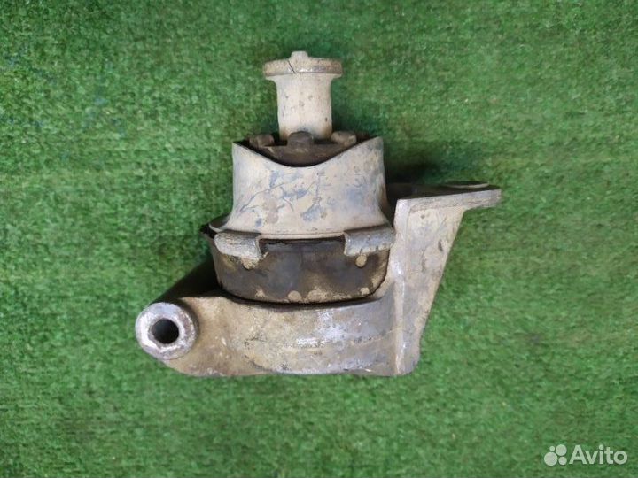 Подушка двигателя задняя Opel Astra 2005