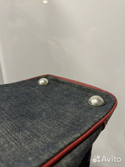 Суика женская