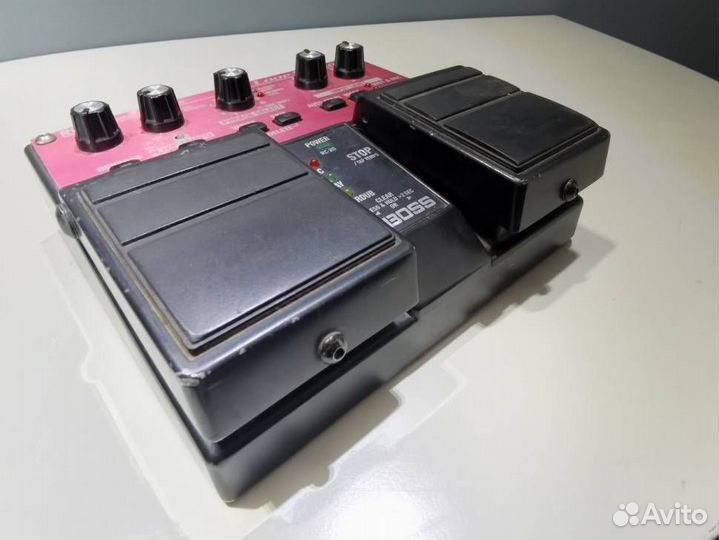 Двойная Педаль Эффектов Boss Loop Station Rc-20