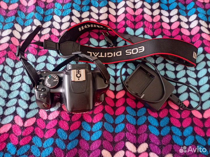 Зеркальная фотокамера Canon EOS 450D Body