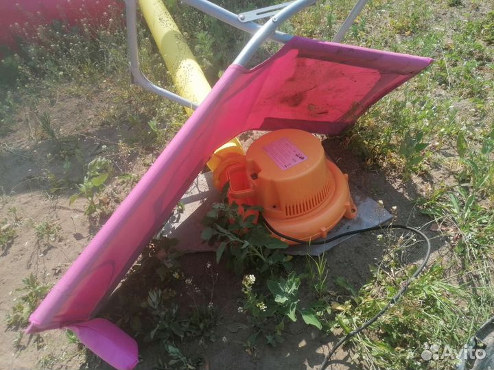 Надувной игровой центр с шариками