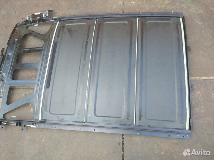 Люк панорамы Nissan Qashqai J10