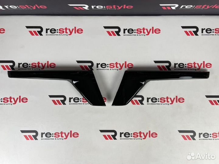 Решетка радиатора Land Cruiser 200 Executive S2291