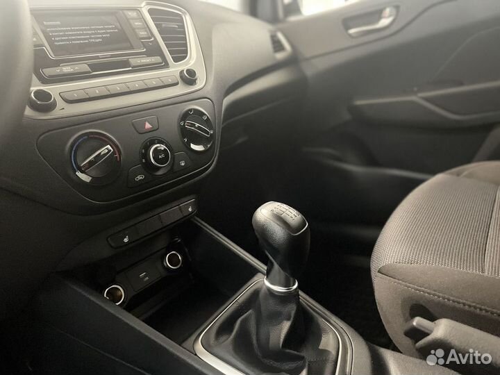 Solaris HS 1.4 МТ, 2024