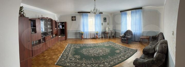 Дом 327 м² на участке 20 сот.