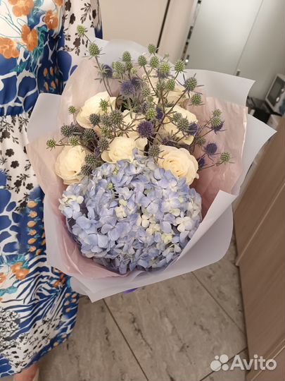 Букеты из цветов и композиции