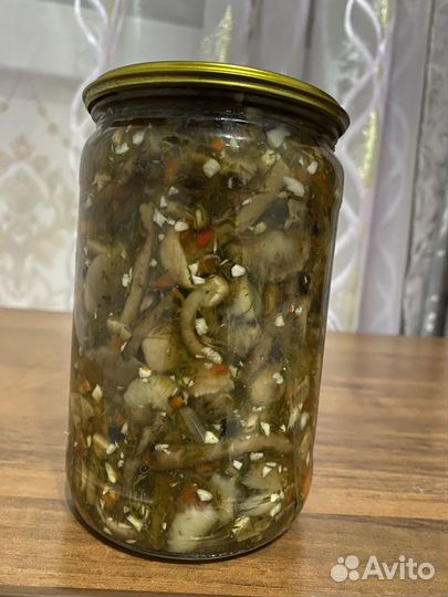 Грибы опята маринованные