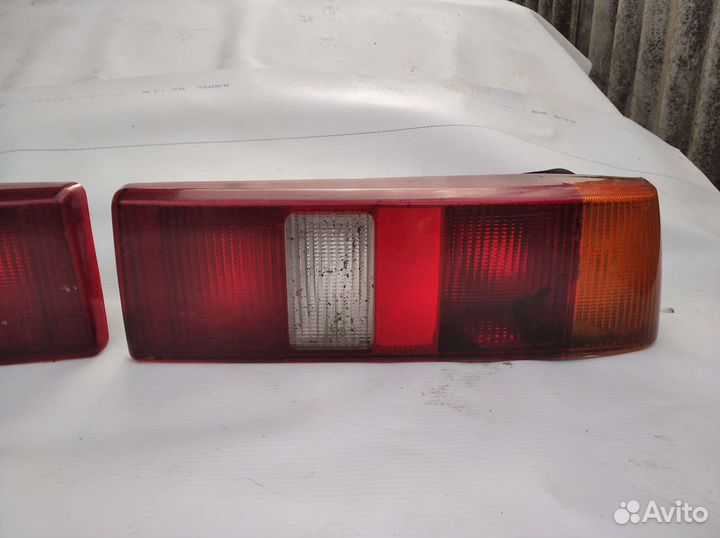 Задние фонари ford си